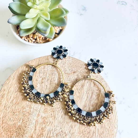 Jewelry - 2/$30🌵 Gray Floral Gold Hoop Flower Tassel Beads Dangle Earrings NEW Bollywood